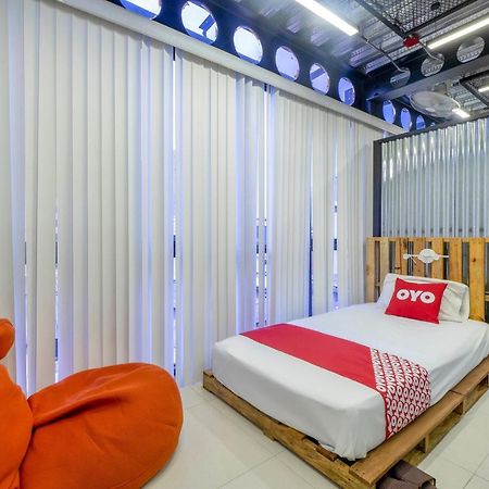 فندق Oyo 1084 Guyasuka Ratchada بانكوك المظهر الخارجي الصورة